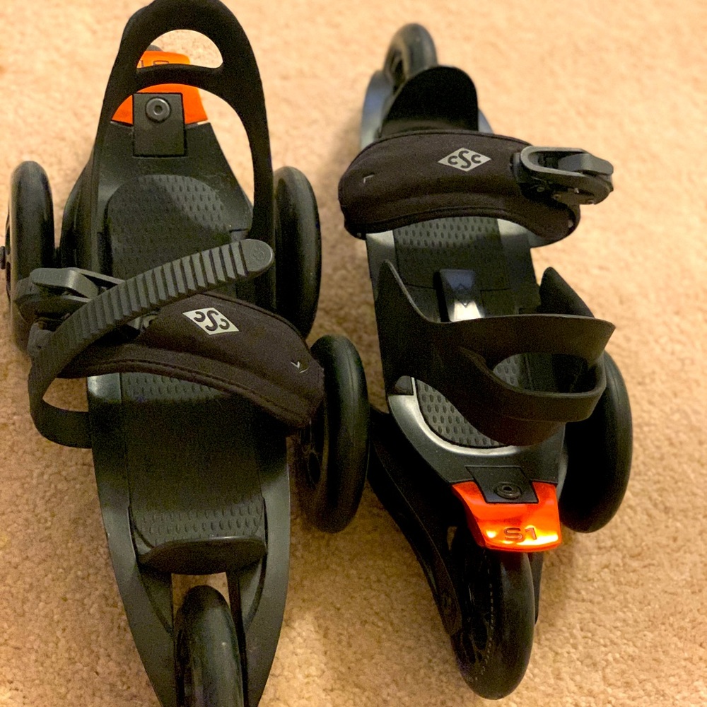 Cardiff Skate Co. 100 MM/ 85A adjustable skates.